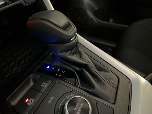 Used 2025 Toyota RAV4 LE image 41