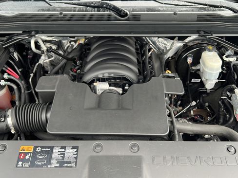 Used 2016 Chevrolet Suburban LTZ AWD/4WD image 30