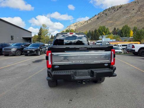 Used 2024 Ford F350 Platinum image 13