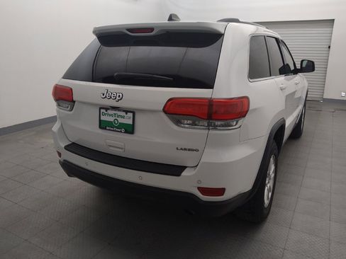 Used 2019 Jeep Grand Cherokee Laredo RWD image 7