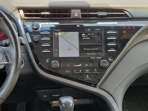 Used 2020 Toyota Camry XSE w/ Driver Assist Package FWD image 10