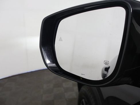 Used 2023 Jeep Grand Cherokee Limited AWD/4WD image 38