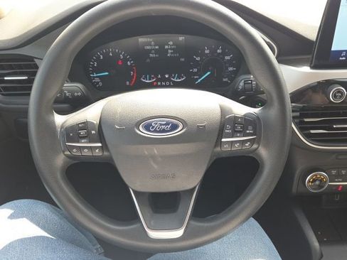 Used 2020 Ford Escape SE image 39
