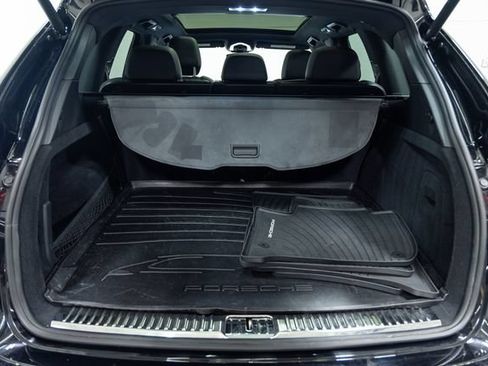 Used 2016 Porsche Cayenne S AWD/4WD image 9