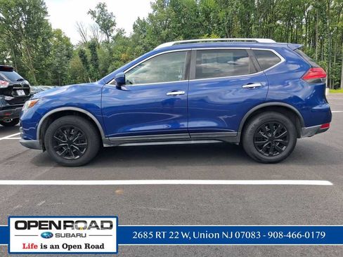 Used 2017 Nissan Rogue S w/ Appearance Package AWD/4WD image 34