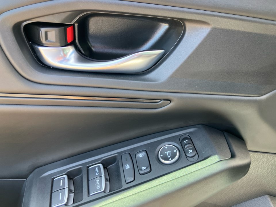 Certified 2023 Honda Accord EX image 36