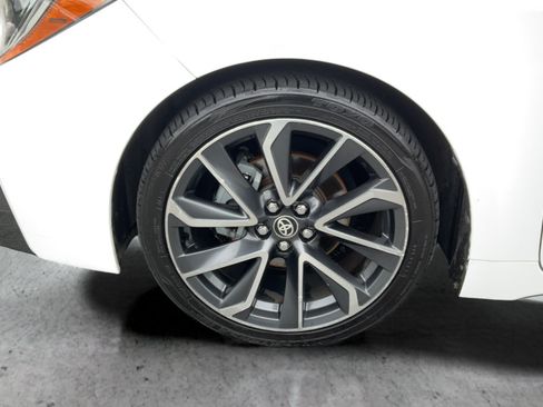 Used 2020 Toyota Corolla XSE FWD image 24