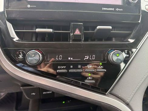 Used 2024 Toyota Camry XLE FWD image 28