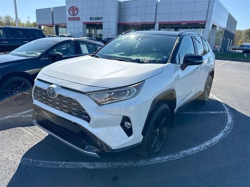 Used 2021 Toyota RAV4 XSE image 4