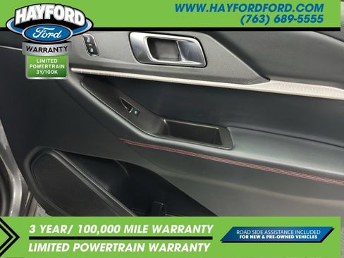 Used 2025 Ford Explorer ST-Line w/ ST-Line Street Pack AWD/4WD image 17