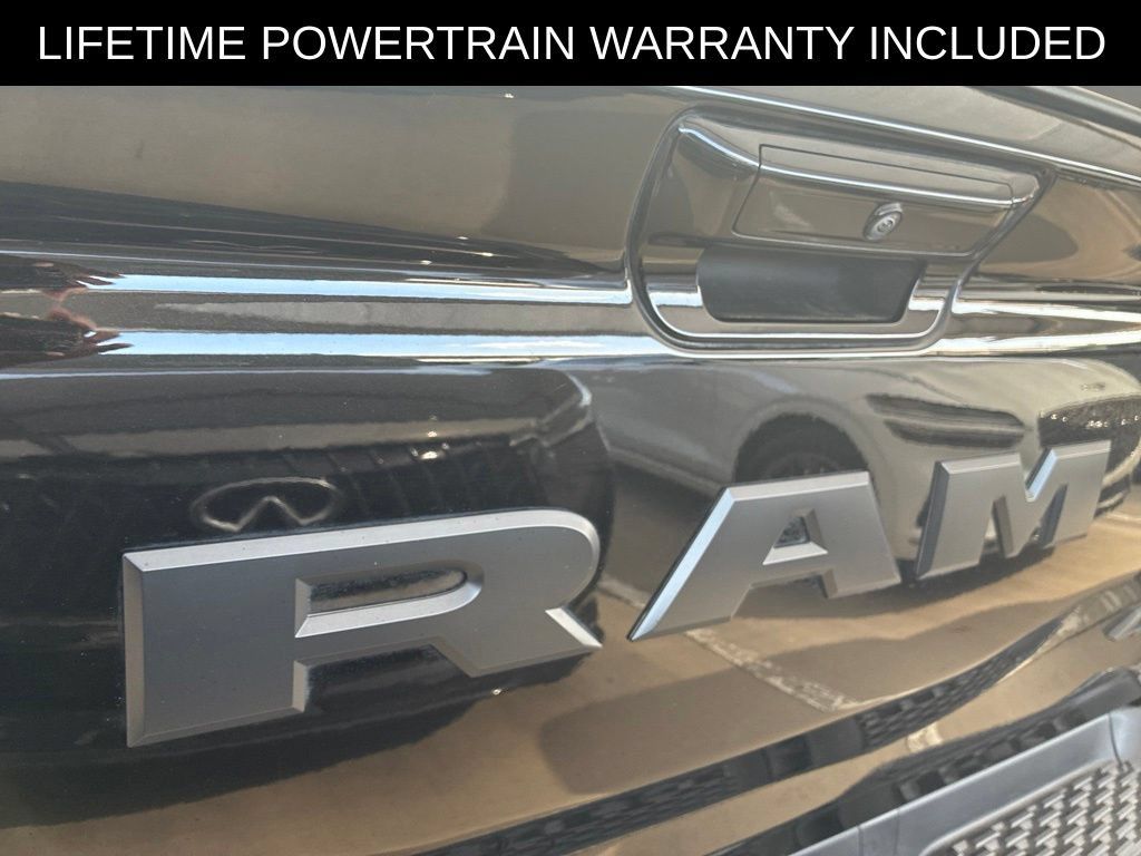 Used 2025 RAM 1500 Limited AWD/4WD image 18