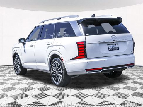 Certified 2026 Hyundai Palisade Calligraphy AWD/4WD image 16