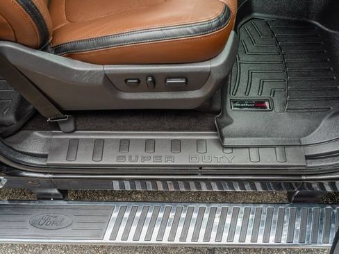 Used 2015 Ford F250 Platinum AWD/4WD image 44