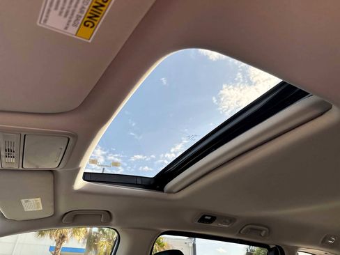 New 2026 Honda Odyssey EX-L image 16