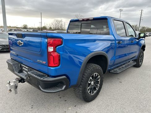 Used 2022 Chevrolet Silverado 1500 ZR2 w/ Technology Package image 5