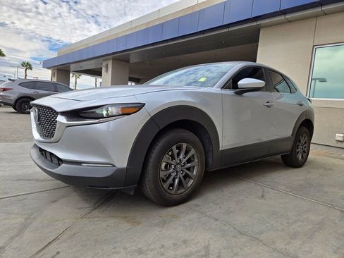 Used 2020 MAZDA CX-30 FWD image 2