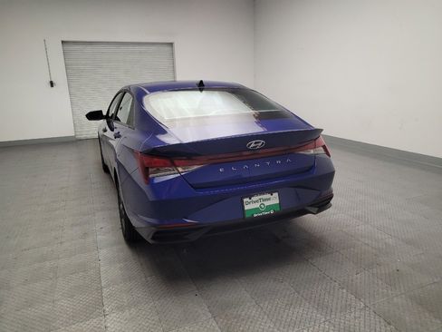 Used 2023 Hyundai Elantra SEL w/ Cargo Package FWD image 6