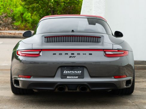 Used 2017 Porsche 911 Targa 4S AWD/4WD image 13