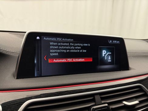 Used 2019 BMW 750i xDrive w/ M Sport Package image 27