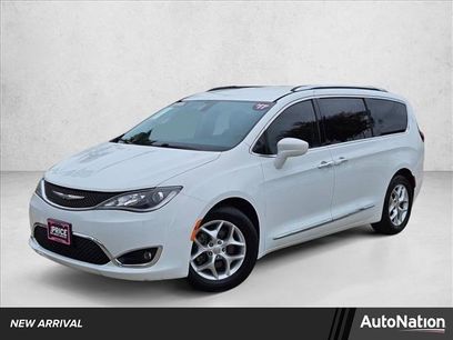 Used 2017 Chrysler Pacifica Touring-L Plus