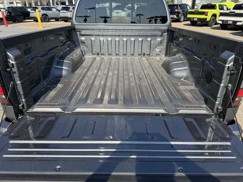 Certified 2025 Nissan Frontier SV image 8
