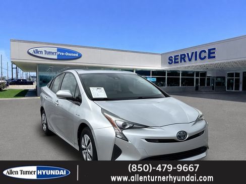 Used 2018 Toyota Prius Four w/ Advanced Technology Package FWD image 1