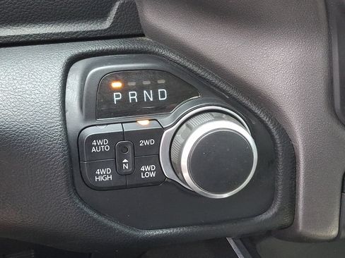 Used 2020 RAM 1500 Big Horn AWD/4WD image 14