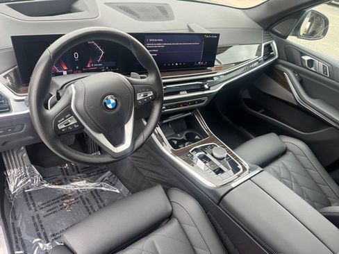 Used 2026 BMW X5 xDrive40i AWD/4WD image 15