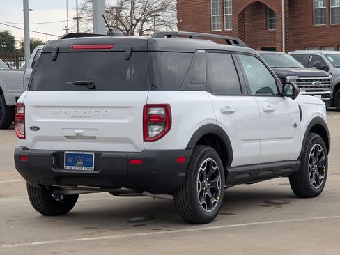 New 2025 Ford Bronco Sport Outer Banks w/ Outer Banks Tech Package+ image 4