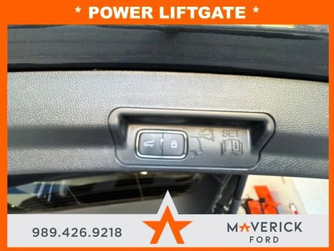 Used 2023 Ford Explorer XLT w/ Equipment Group 202A AWD/4WD image 33