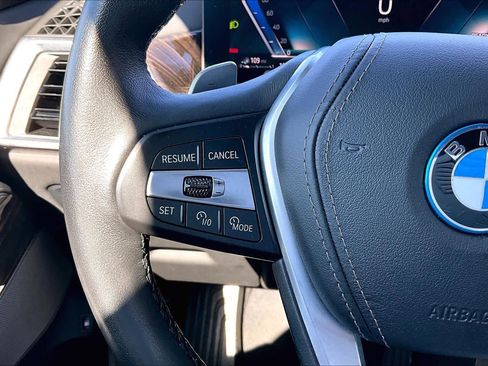 Used 2025 BMW X5 xDrive50e image 26