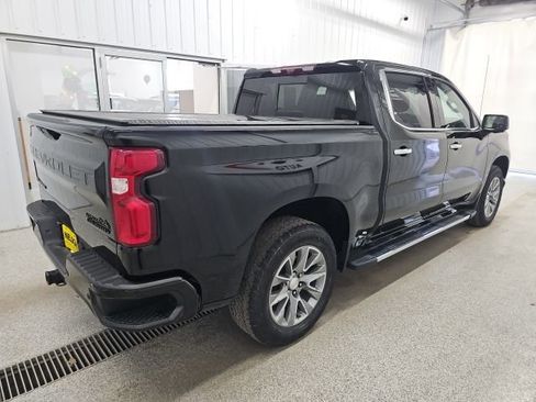 Used 2022 Chevrolet Silverado 1500 High Country w/ Technology Package image 7