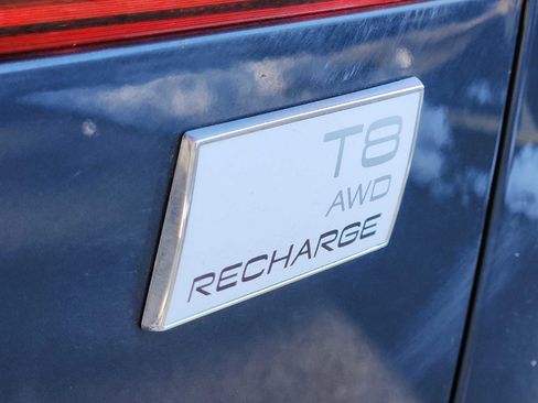 Certified 2023 Volvo XC60 T8 Plus w/ Climate Package image 28