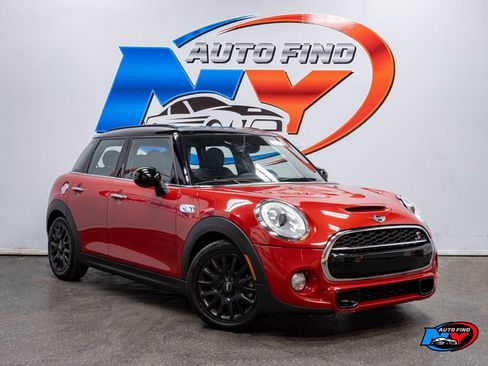 Used 2017 MINI Cooper S image 9