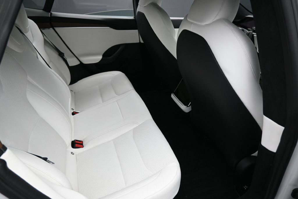 Used 2023 Tesla Model S AWD/4WD image 11
