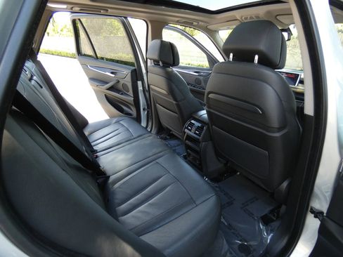 Used 2015 BMW X5 xDrive50i image 21