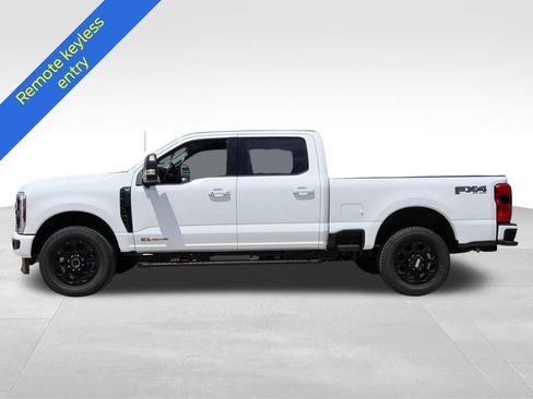 New 2026 Ford F250 XLT w/ XLT Premium Package AWD/4WD image 2