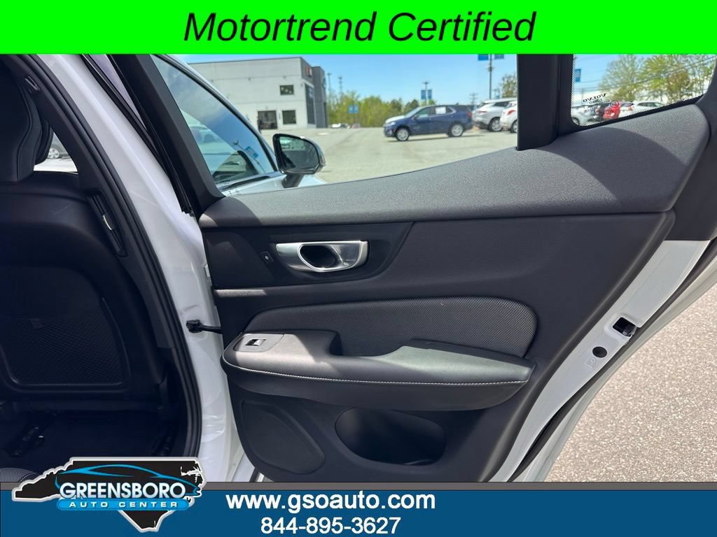 Used 2024 Volvo S60 B5 Plus FWD image 22