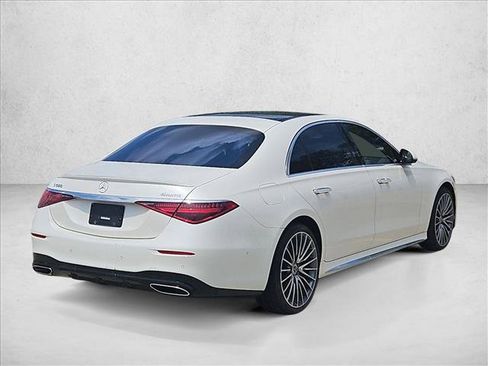 Used 2023 Mercedes-Benz S 580 4MATIC Sedan image 5