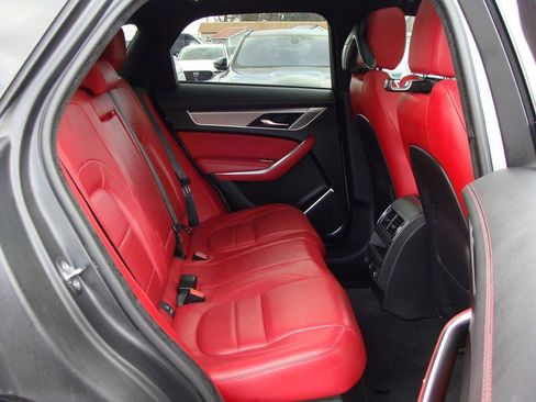 Used 2021 Jaguar F-PACE R-Dynamic S image 11