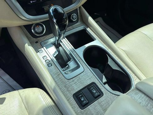 Used 2020 Nissan Murano SL w/ Moonroof Package FWD image 19