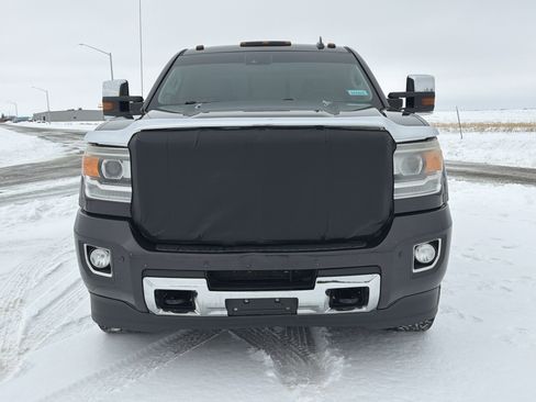 Used 2015 GMC Sierra 3500 Denali w/ Duramax Plus Package image 29