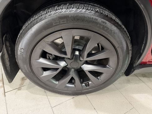 Used 2023 Tesla Model X image 23