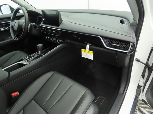 Certified 2025 Acura ADX FWD image 18