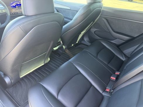 Used 2023 Tesla Model 3 Standard Range image 19