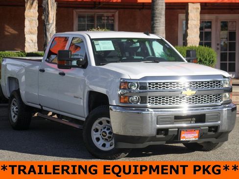 Used 2019 Chevrolet Silverado 2500 W/T image 2