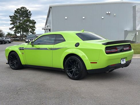 Used 2023 Dodge Challenger R/T Scat Pack RWD image 10