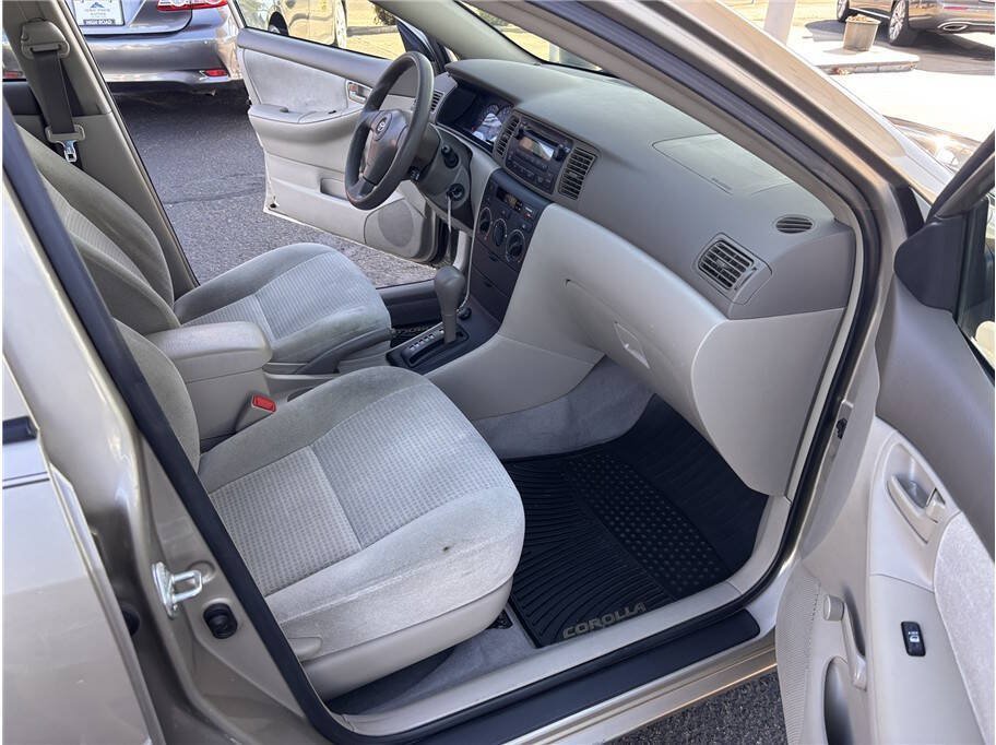 Used 2006 Toyota Corolla CE FWD image 14