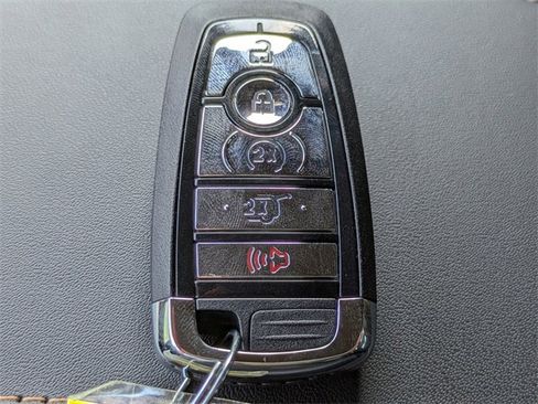 New 2025 Lincoln Navigator Black Label image 30