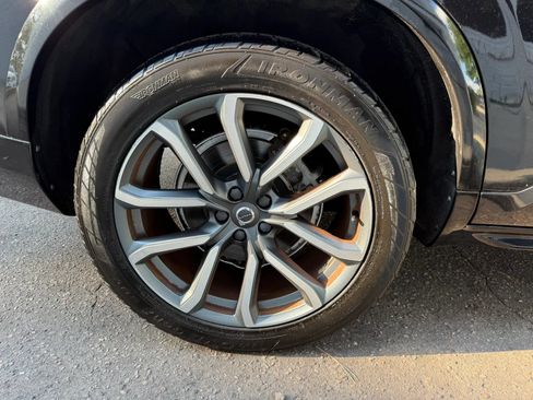 Used 2018 Volvo XC90 T6 Momentum w/ Convenience Package AWD/4WD image 42